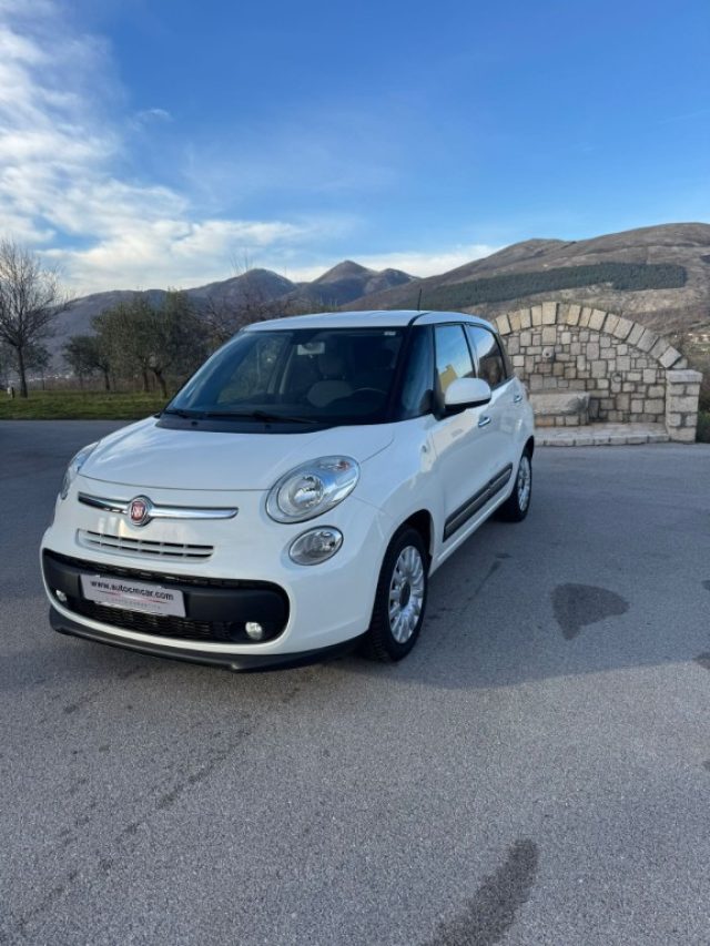 Fiat 500L 1.6 MJT 105CV POP STAR - foto 2 di 4