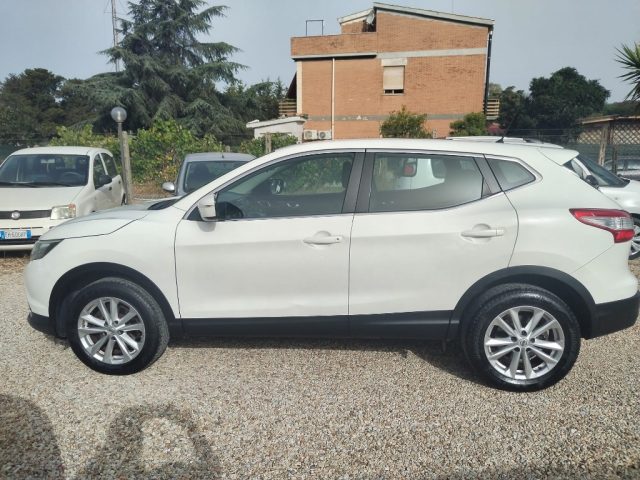 Nissan Qashqai 1.5 dCi N-Connecta - foto 3 di 4
