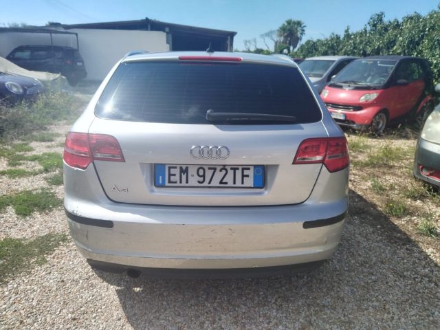 Audi A3 SPB 1.6 TDI 105 CV CR S tronic Ambition - foto 4 di 4