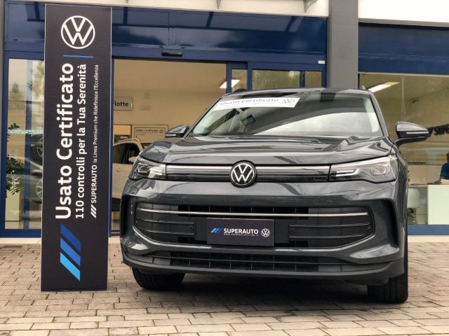 Volkswagen Tiguan 1.5 eTSI 150 CV ACT DSG *NAVIGATORE*CERCHI 18* - foto 2 di 4