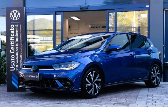 Volkswagen Polo 1.0 TSI DSG R-Line*CERCHI LEGA*KEYLESS*RETROCAMERA, del 2022, 58.970 km, in vendita a Feltre (BL)