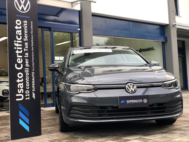 Volkswagen Golf 1.0 eTSI EVO DSG*CERCHI LEGA 17*LUCE LED AMBIENTE* - foto 2 di 4