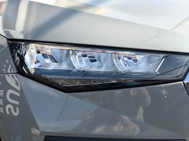 Skoda Scala 1.0 TSI 115 CV DSG Selection *RETROCAMERA*FARI LED - foto 3 di 4