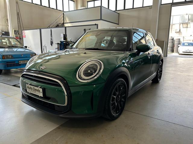 MINI Cooper 1.5 Cooper Business 5 porte usato a PIAZZOLA SUL BRENTA