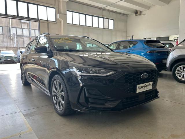 Ford Focus 1.0 EcoBoost Hybrid 155 CV SW ST-Line X - foto 2 di 11