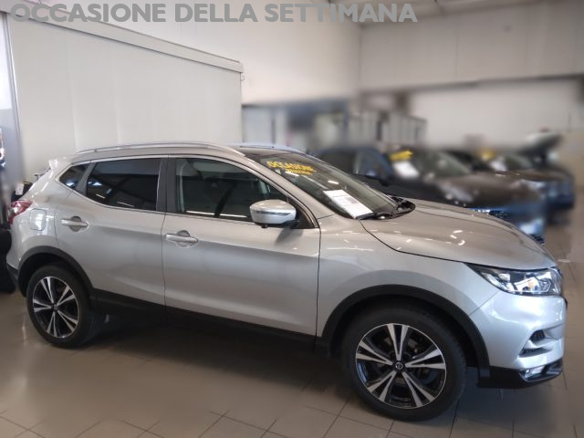 Nissan Qashqai 1.3 DIG-T 160 CV N-Connecta - foto 3 di 4