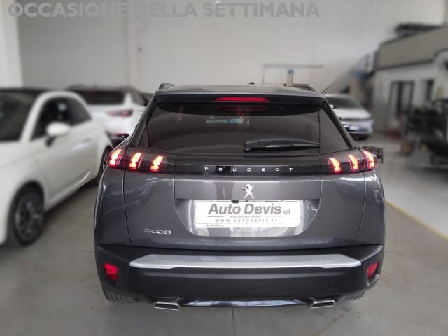 Peugeot 2008 PureTech 130 S&S Allure - foto 2 di 4