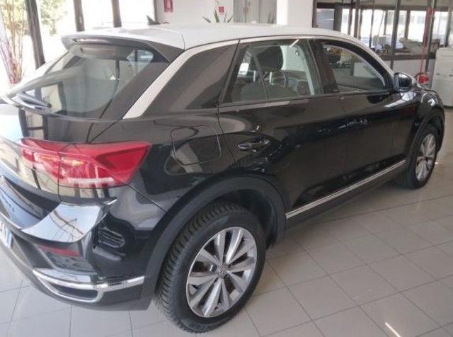 Volkswagen T-Roc 1.5 TSI - foto 4 di 4