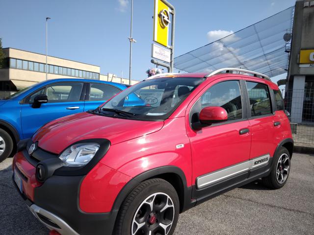 Fiat Panda 1.0 FireFly S&S Hybrid City Cross - foto 2 di 15