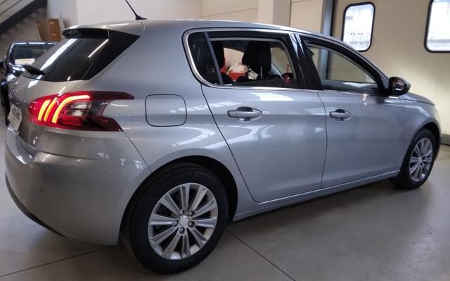 Peugeot 308 PURETECH 130 S&S Allure - foto 4 di 4