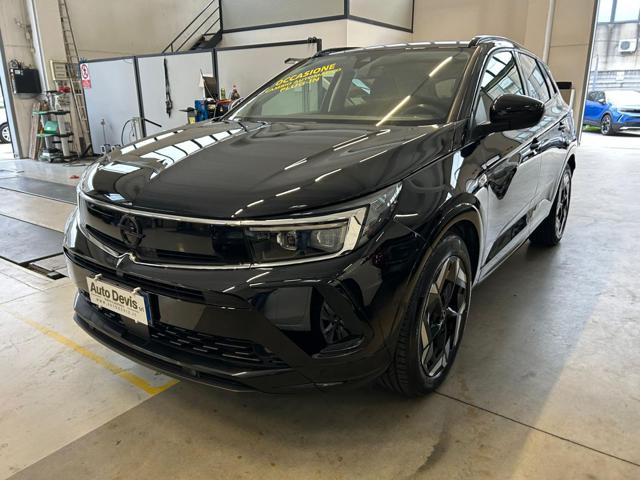Opel Grandland 1.6 PHEV aut. AWD GSe, del 2023, 77.327 km, in vendita a Piazzola Sul Brenta (PD)