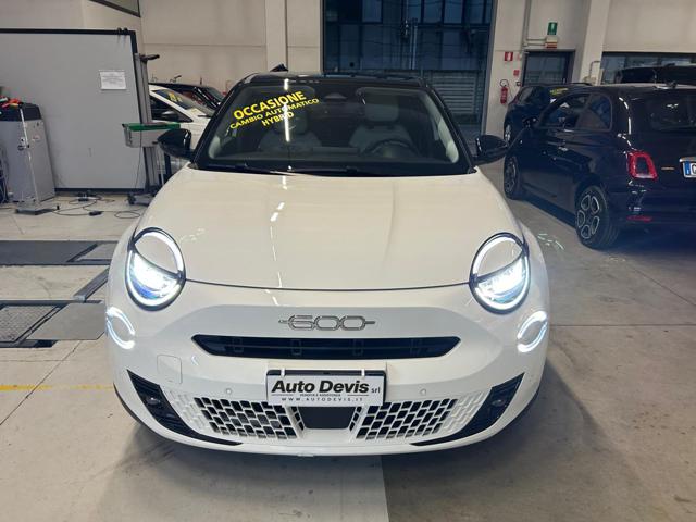 Fiat 600 Hybrid 145 CV DCT MHEV La Prima - foto 2 di 4