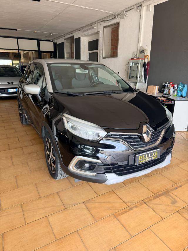 Renault Captur TCe 150 CV EDC FAP Initiale Paris - foto 3 di 4