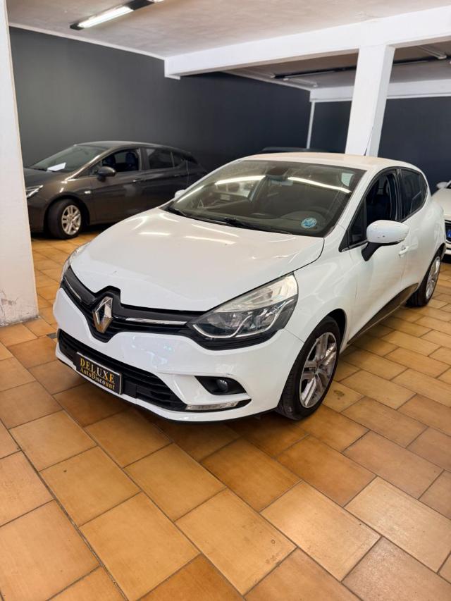 Renault Clio TCe 12V 75 CV 5 porte Duel - foto 3 di 4