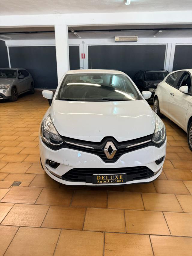 Renault Clio TCe 12V 75 CV 5 porte Duel - foto 2 di 4