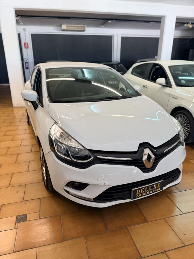 Renault Clio TCe 12V 75 CV 5 porte Duel usato a SASSARI