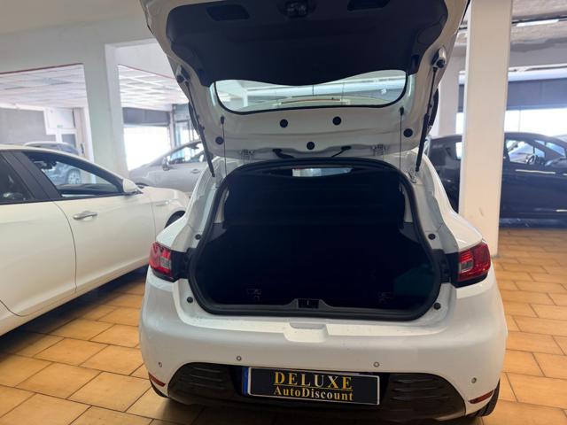 Renault Clio TCe 12V 75 CV 5 porte Duel - foto 4 di 4