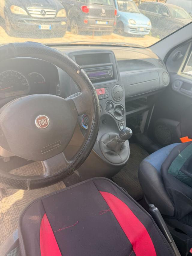 Fiat Panda 1.2 Active - foto 3 di 3