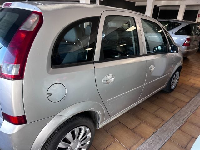 Opel Meriva 1.7 CDTI 101CV Cosmo, del 2006, 170.000 km, in vendita a Sassari (SS)