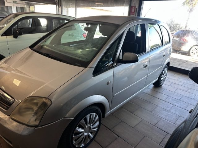 Opel Meriva 1.7 CDTI 101CV Cosmo - foto 2 di 4