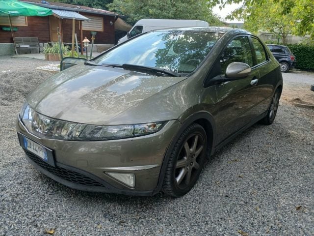 Honda Civic 1.8 i-VTEC 5p. Sport - foto 4 di 4