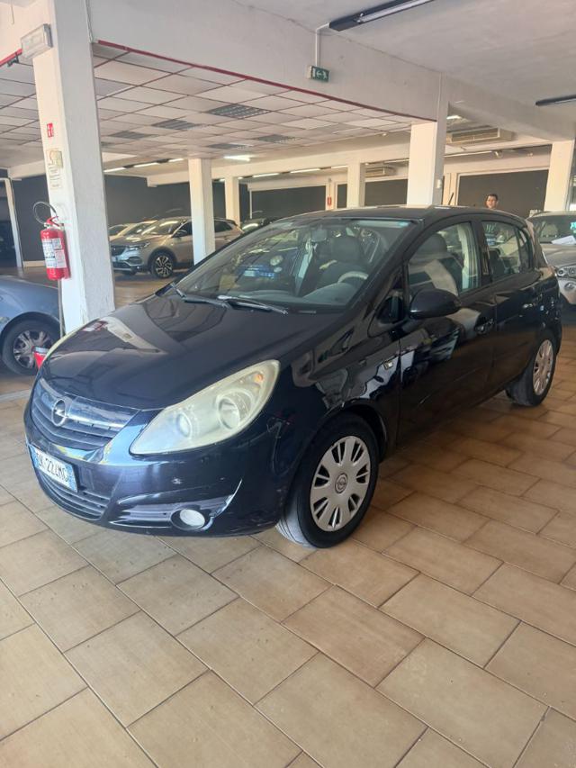 Opel Corsa 1.2 5 porte Club - foto 3 di 4