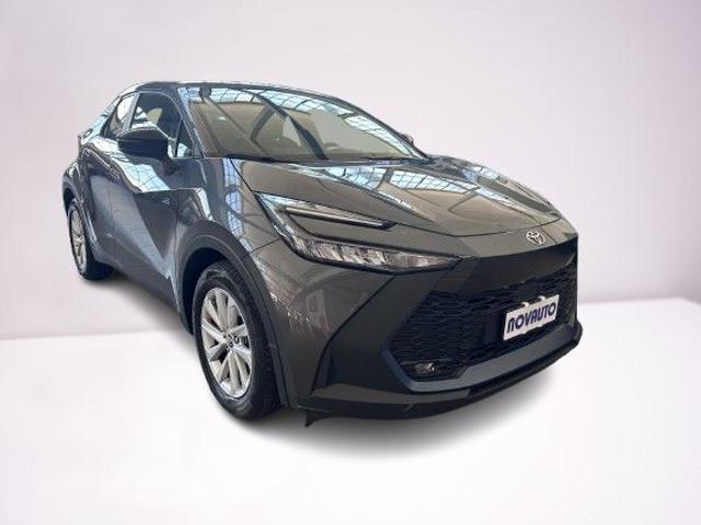 Toyota C-HR 1.8 HV Active usato a CAGLIARI