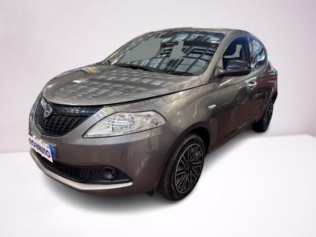 Lancia Ypsilon 1.0 FireFly 5 porte S&S Hybrid Oro usato a CAGLIARI