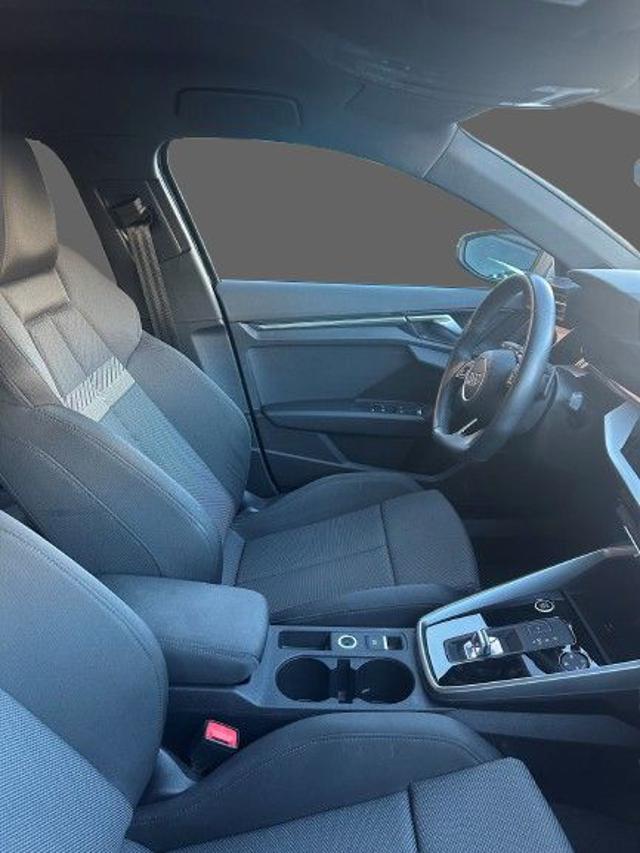 Audi Q3 SPB 35 TDI S tronic S line edition - foto 3 di 4