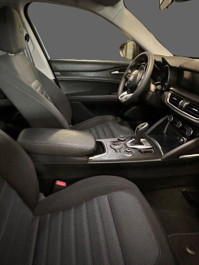 Alfa Romeo Stelvio 2.2 Turbodiesel 160 CV AT8 RWD Super - foto 3 di 4