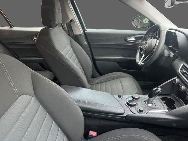 Alfa Romeo Giulia 2.2 Turbodiesel 160 CV AT8 Business - foto 3 di 4