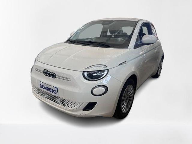 Fiat 500e 3+1 23,8 kWh usato a CAGLIARI
