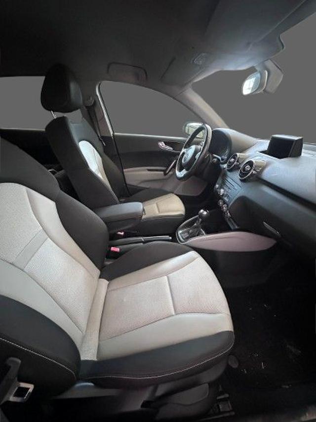 Audi A1 SPB 1.4 TFSI S tronic Ambition - foto 3 di 6