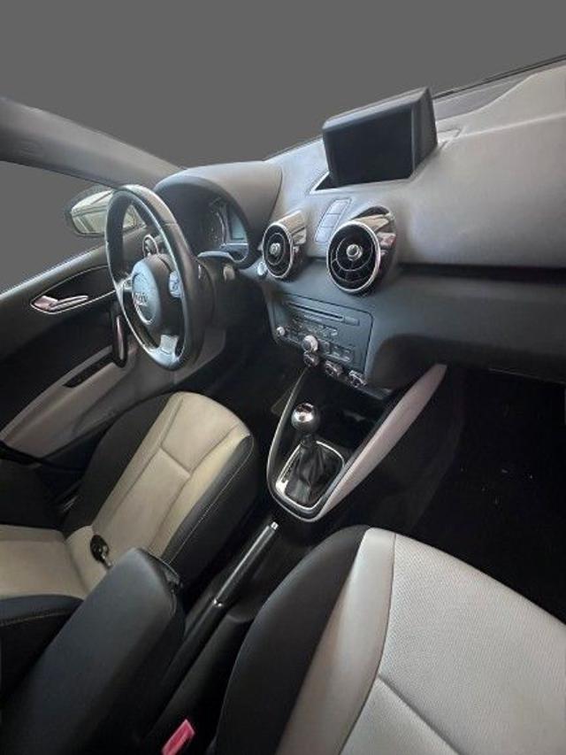 Audi A1 SPB 1.4 TFSI S tronic Ambition - foto 4 di 6