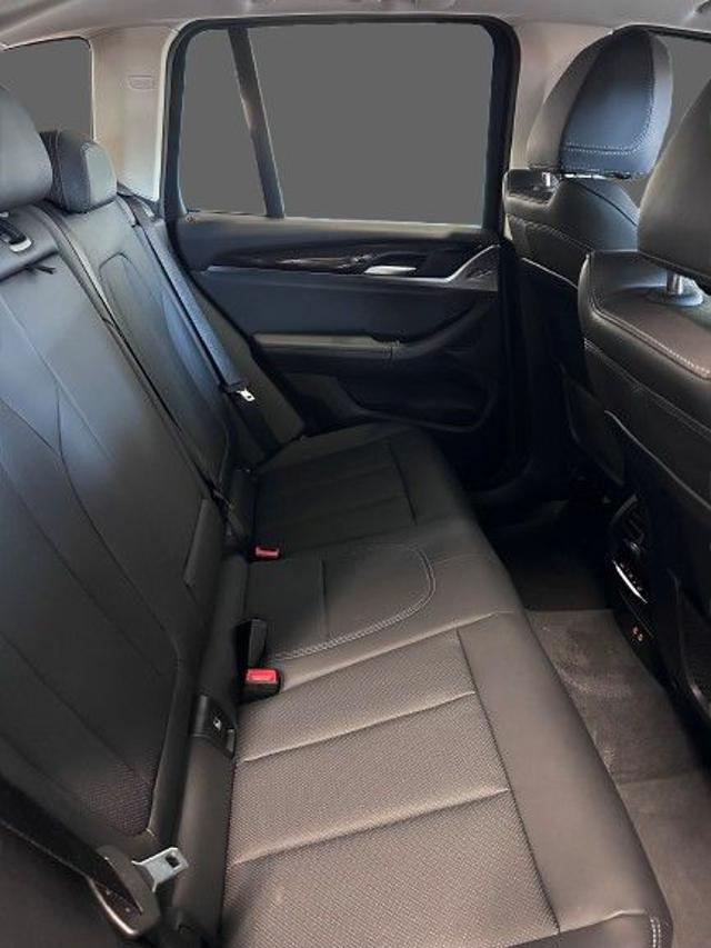 BMW X3 sDrive18d 48V - foto 4 di 4