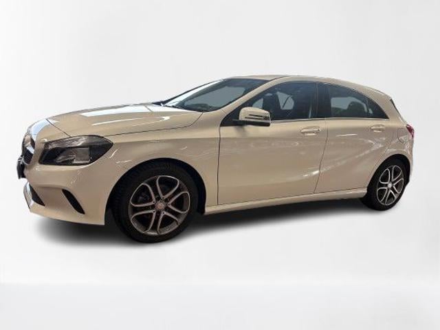 Mercedes-Benz A 160 d Automatic Sport - foto 2 di 4
