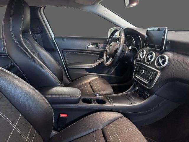 Mercedes-Benz A 160 d Automatic Sport - foto 4 di 4