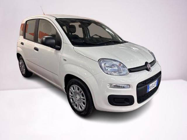 Fiat Panda 1.0 FireFly S&S Hybrid Pop km 0 a CAGLIARI