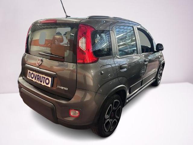 Fiat Panda 1.0 FireFly S&S Hybrid City Life - foto 2 di 4