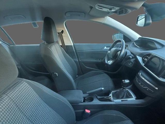Peugeot 308 BlueHDi 130 S&S Active Pack - foto 2 di 4