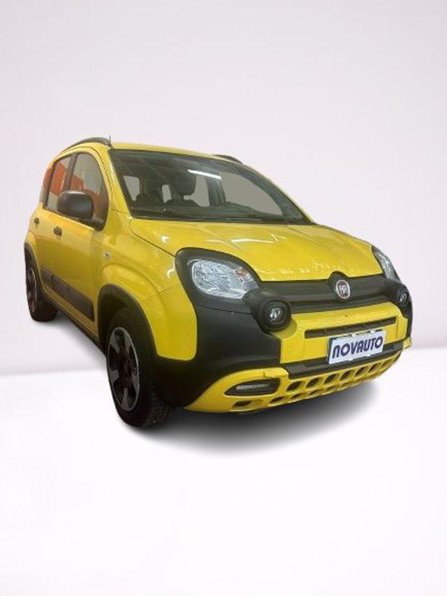 Fiat Panda 1.0 FireFly S&S Hybrid City Cross usato a CAGLIARI
