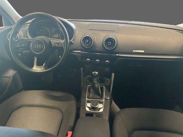 Audi A3 SPB 1.6 TDI 116 CV Business - foto 3 di 4
