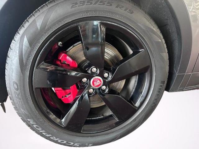 Jaguar E-Pace 2.0D 150 CV AWD aut. Chequered Flag - foto 3 di 4