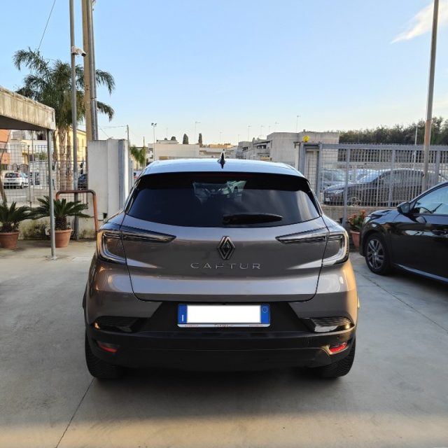 Renault Captur TCe 90 CV Techno - foto 3 di 4