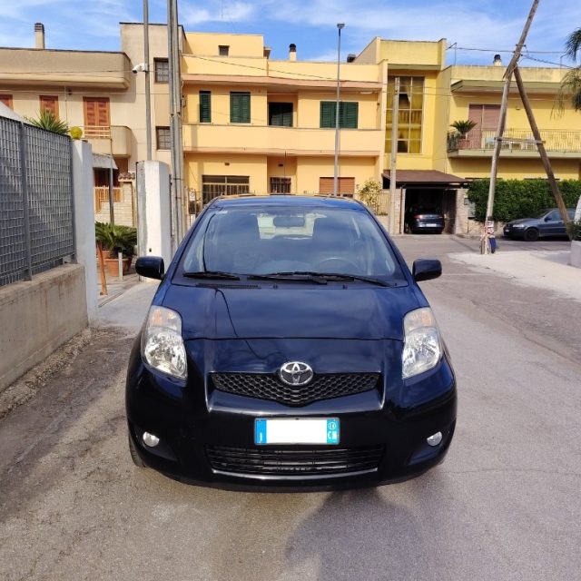 Toyota Yaris 2ª serie 1.3 5P Sol usato a SCORRANO
