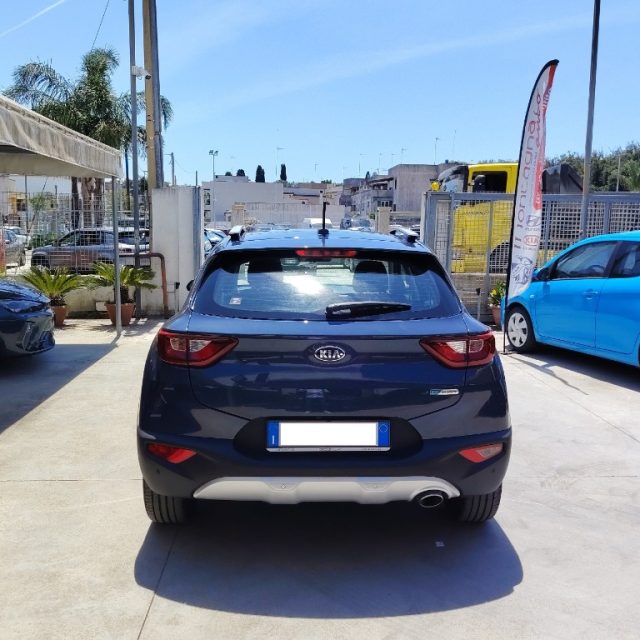 Kia Stonic 1.0 T-GDi MHEV iMT Style - foto 3 di 4