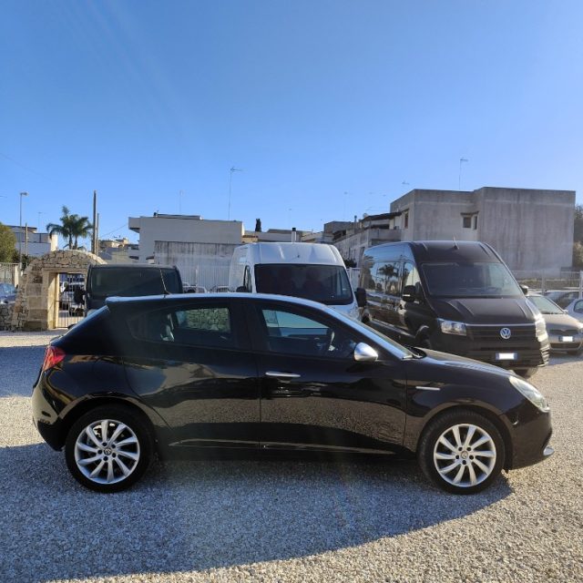 Alfa Romeo Giulietta 1.6 JTDm 120 CV Super - foto 2 di 4