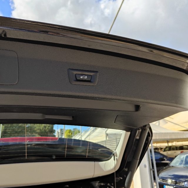 BMW X1 xDrive18d Business Advantage - foto 4 di 4