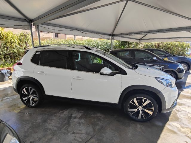 Peugeot 2008 1° serie BlueHDi 120 S&S Allure - foto 2 di 4