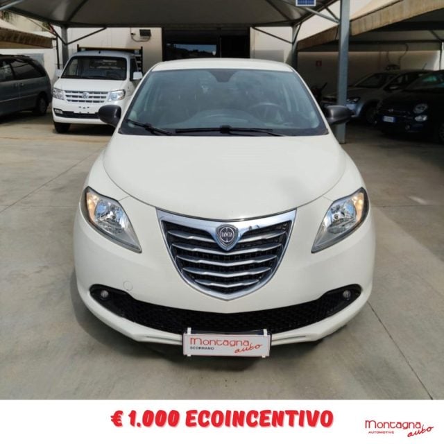 Lancia Ypsilon 1.3 MJT 16V S&S 95cv 5 porte usato a SCORRANO
